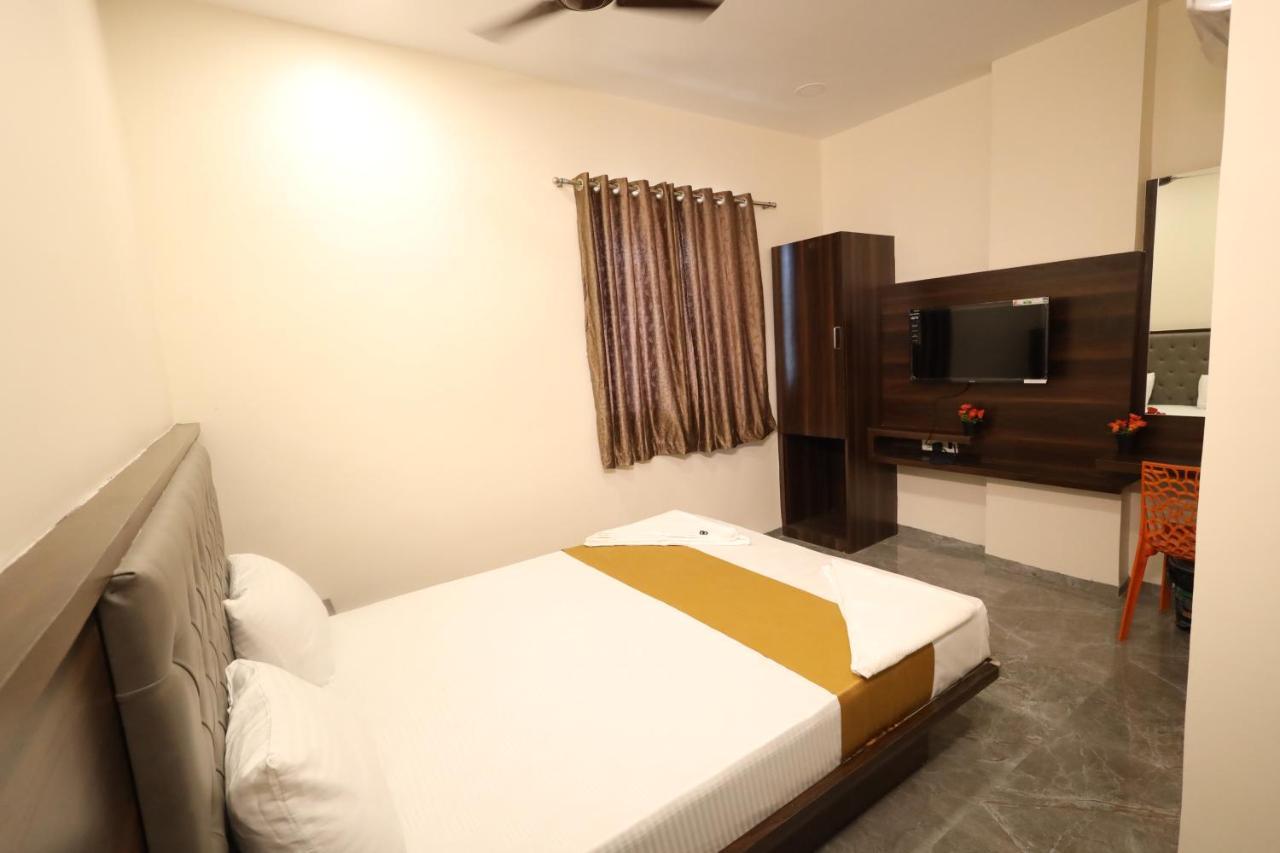 R K Residency Mahape Hotel Navi Mumbai Luaran gambar